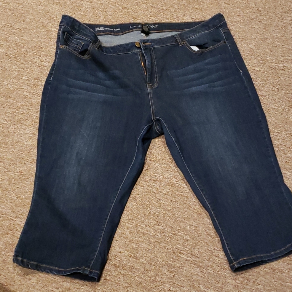 Jean Capri - like new